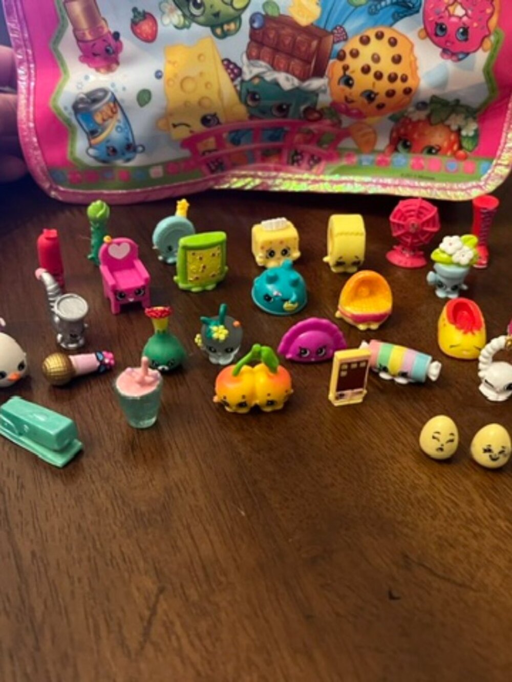 Shopkins Lot of 39 Shopkins Mini Figures & Shopkins Bag - Mix Seasons